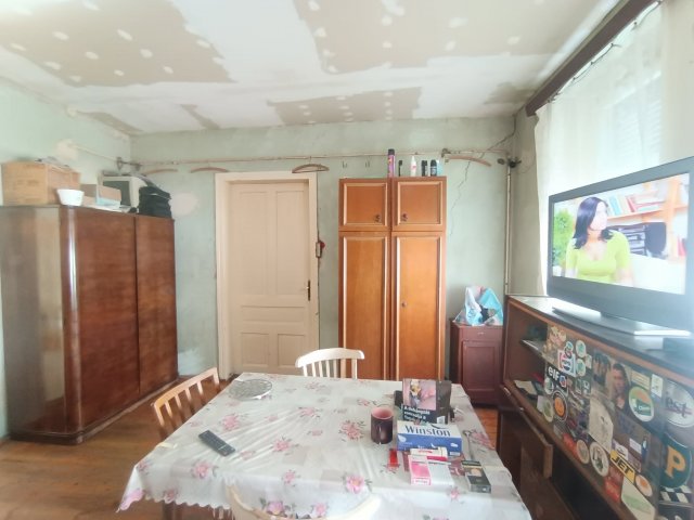 Eladó családi ház, Pécsett, Hargita utcában 19.9 M Ft, 2 szobás