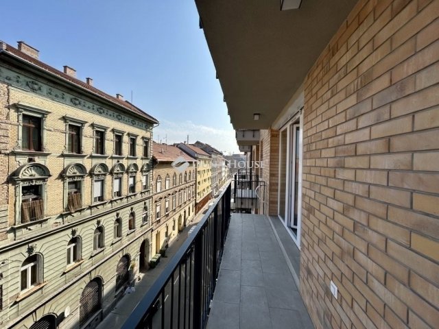 Eladó téglalakás, Budapesten, VIII. kerületben 91.39 M Ft