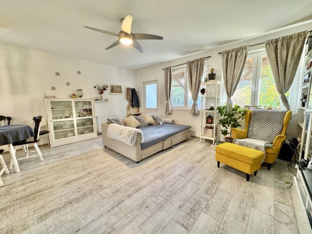 Eladó családi ház, Szigetszentmiklóson 99.9 M Ft, 3 szobás