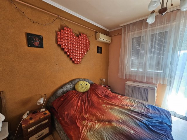 Eladó téglalakás, Pápán 36 M Ft, 2+1 szobás