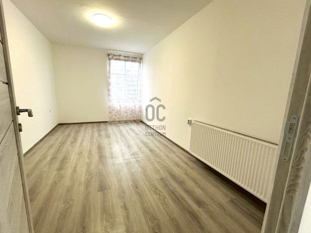 Eladó családi ház, Kocson 37.99 M Ft, 2 szobás
