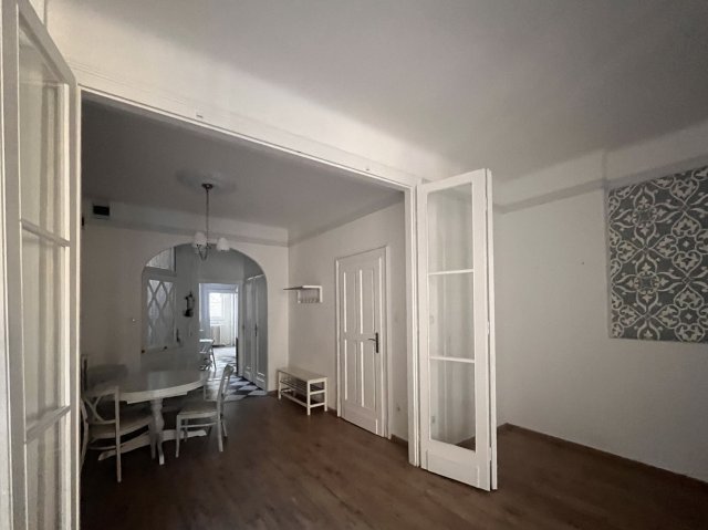 Eladó téglalakás, Budapesten, XI. kerületben, Budafoki úton