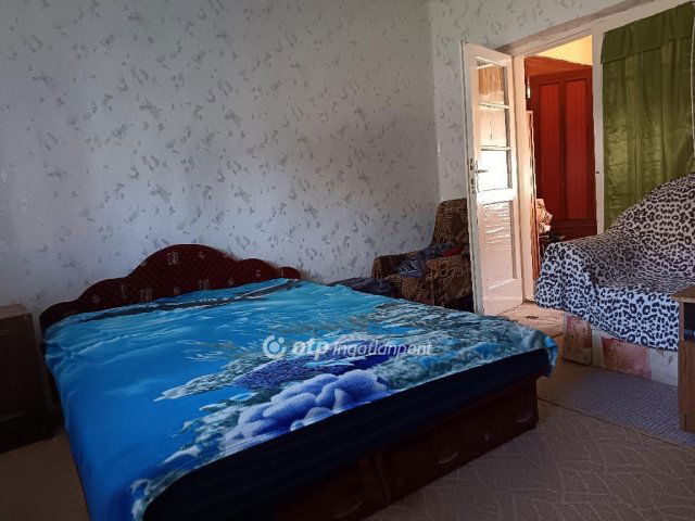 Eladó családi ház, Sárándon 32 M Ft, 2 szobás
