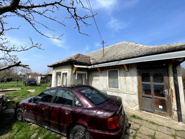 Eladó családi ház, Berhidán 26 M Ft, 2 szobás