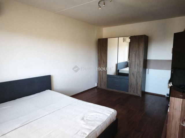 Eladó panellakás, Szombathelyen, Váci Mihály utcában 41.99 M Ft