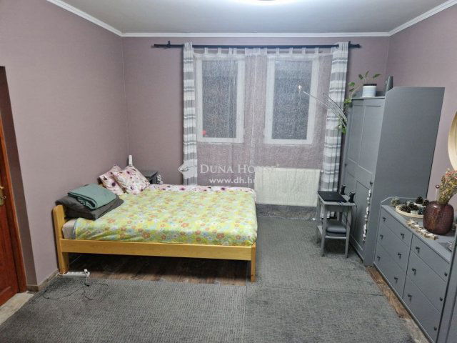 Eladó családi ház, Budapesten, X. kerületben 129.9 M Ft