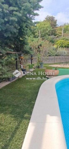 Eladó családi ház, Szentendrén 119.9 M Ft, 4 szobás