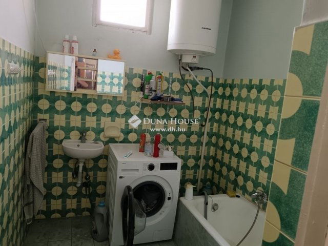 Eladó családi ház, Kisteleken 45 M Ft, 2 szobás