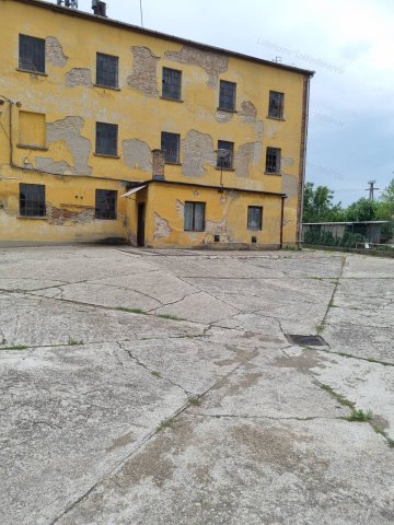 Eladó ipari ingatlan, Móron 110 M Ft / költözzbe.hu