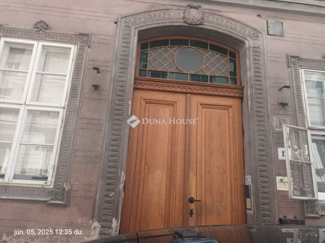 Eladó téglalakás, Budapesten, V. kerületben 74.9 M Ft, 2 szobás