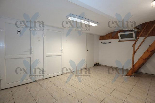 Kiadó üzlethelyiség, Szegeden 180 E Ft / hó, 1 szobás