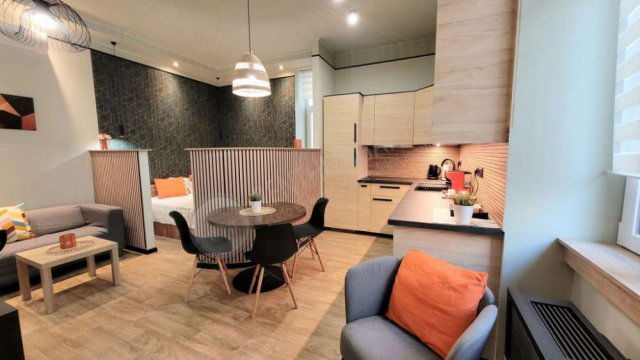 Kiadó téglalakás, albérlet, VII. kerületben, Kertész utcában