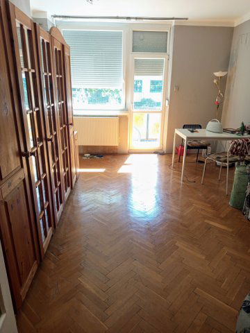 Eladó téglalakás, Budapesten, XIV. kerületben, Laky Adolf utcában