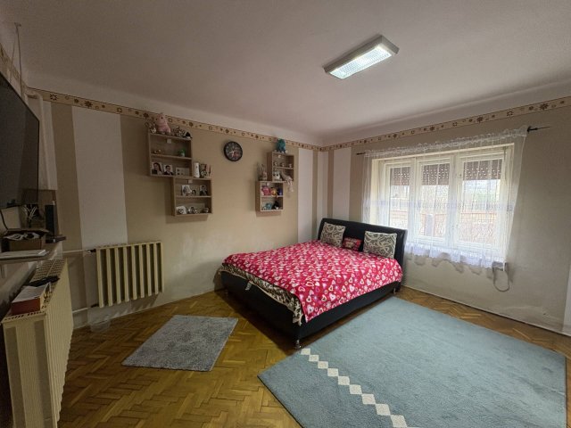 Eladó családi ház, Alsóvadászon 15 M Ft, 2 szobás