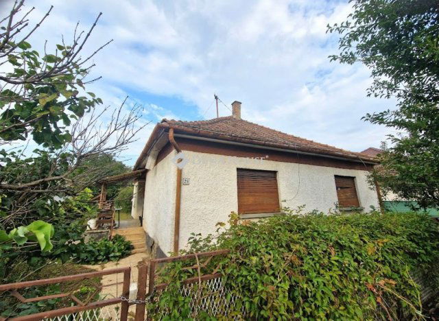 Eladó családi ház, Keszthelyen, Pacsirta utcában 59 M Ft