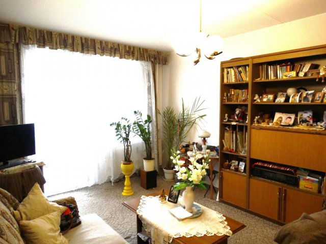 Eladó panellakás, Debrecenben 46.99 M Ft, 2 szobás