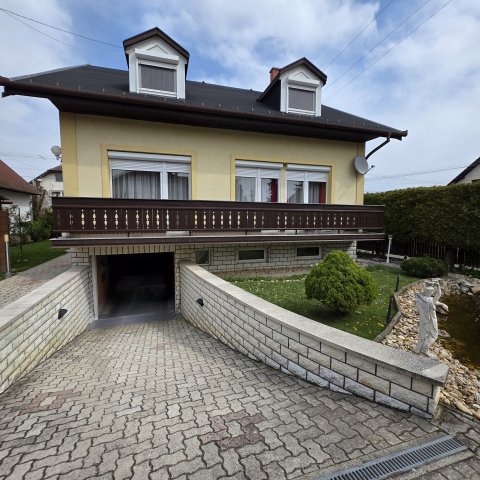 Eladó családi ház, Zalaegerszegen 139.9 M Ft, 3+3 szobás