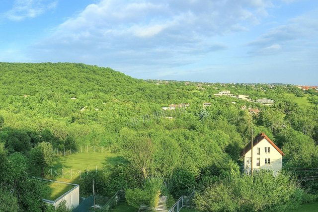 Eladó téglalakás, Budaörsön 329.9 M Ft, 4+1 szobás