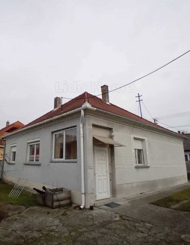 Eladó családi ház, Ásványrárón 48.5 M Ft, 8 szobás