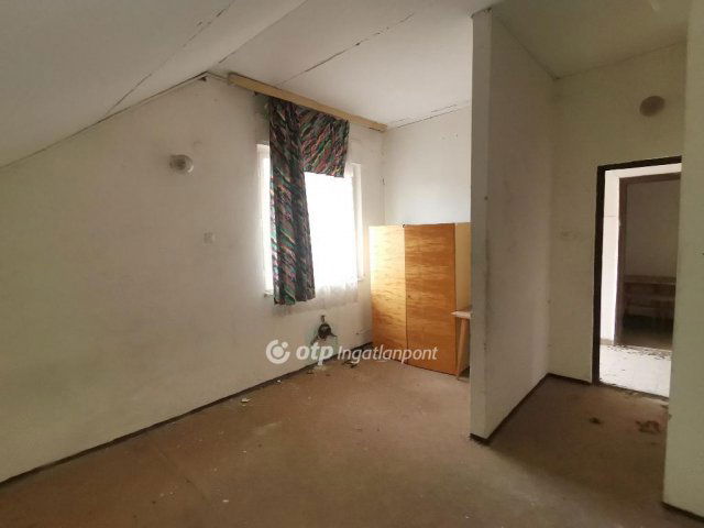 Eladó családi ház, Miskolcon 39 M Ft, 8 szobás