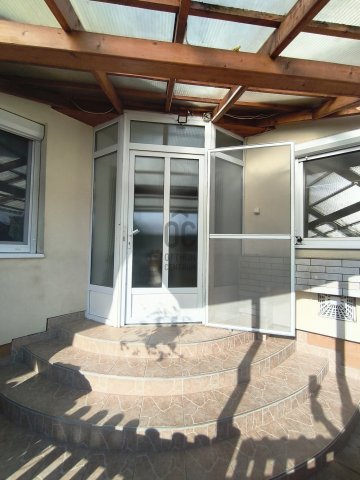 Eladó családi ház, Gyöngyösön 43.9 M Ft, 4 szobás