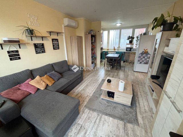 Eladó téglalakás, Szombathelyen 41.9 M Ft, 2 szobás