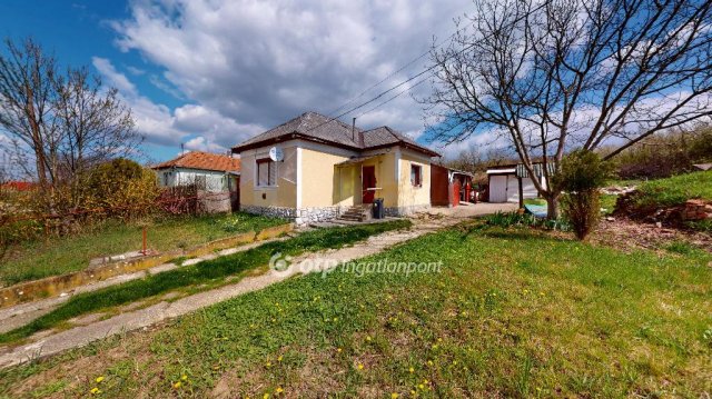 Eladó családi ház, Emődön 13.89 M Ft, 2 szobás