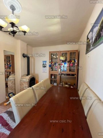 Eladó családi ház, Pomázon 79.9 M Ft, 4 szobás