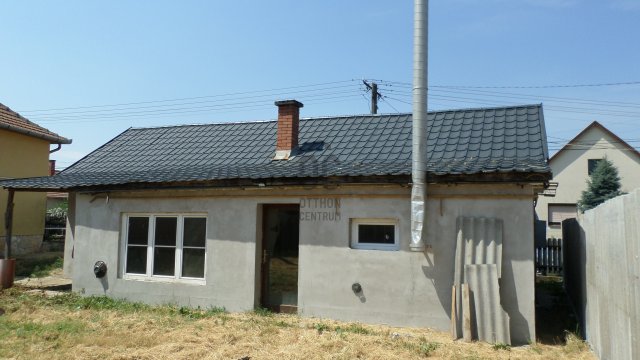 Eladó családi ház, Tiszafüreden 22.9 M Ft, 2 szobás