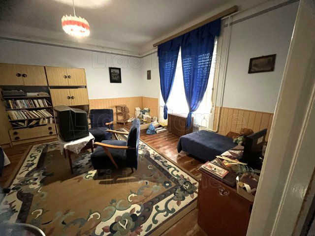 Eladó családi ház, Somogysárdon 32 M Ft, 8 szobás