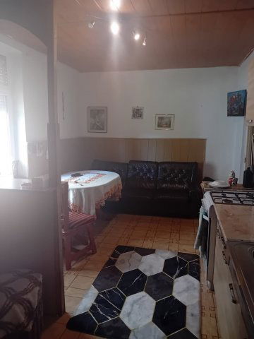 Eladó sorház, Tatabányán 20.9 M Ft, 3+1 szobás