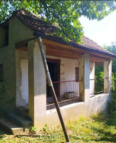 Eladó nyaraló, Bakon 3.79 M Ft, 2 szobás / költözzbe.hu