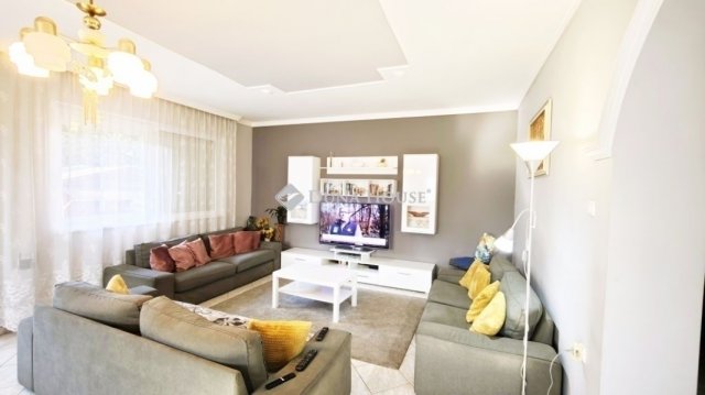 Eladó ikerház, Gödön 131 M Ft, 4 szobás / költözzbe.hu