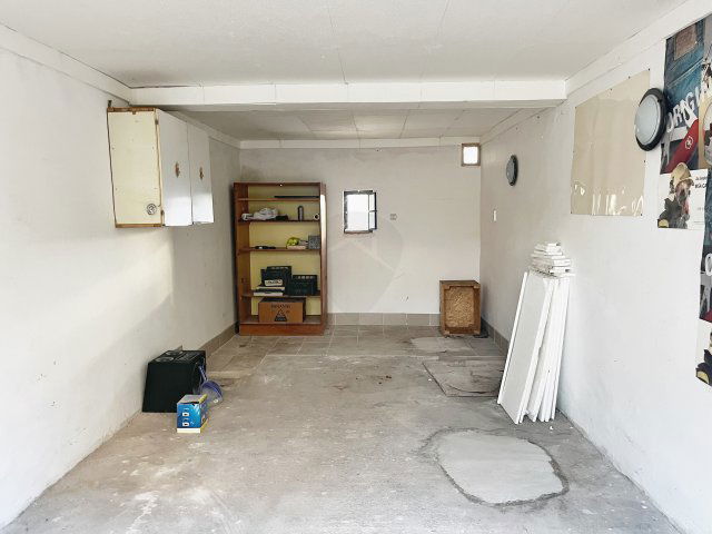 Eladó garázs, Tatabányán 8.2 M Ft / költözzbe.hu