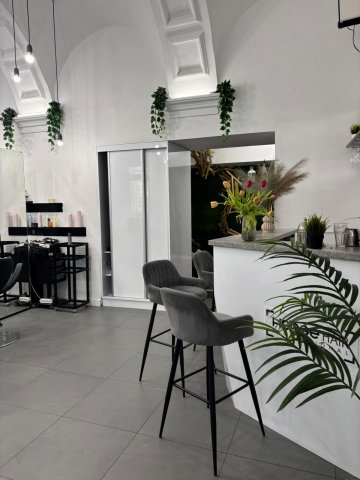 Eladó üzlethelyiség, Budapesten, V. kerületben, Nádor utcában