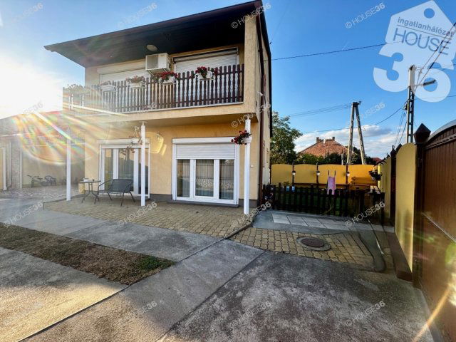 Eladó családi ház, Nagykőrösön 62.9 M Ft, 5 szobás