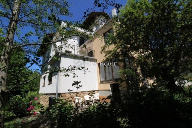 Eladó családi ház, Budakeszin 169.9 M Ft, 7 szobás