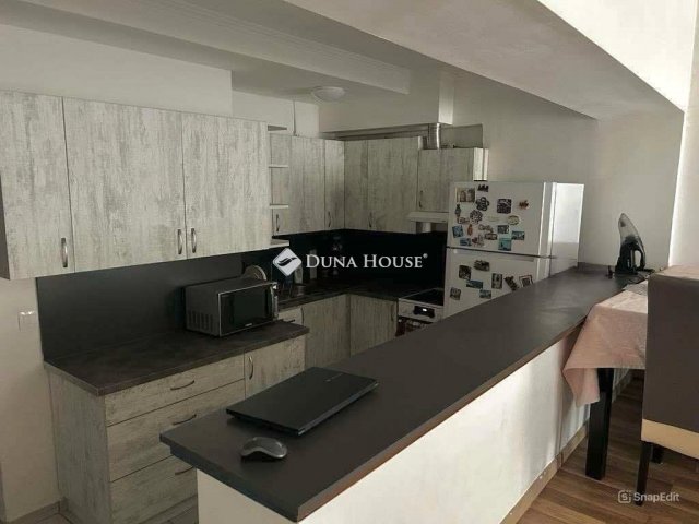 Eladó téglalakás, Budapesten, XVIII. kerületben 98 M Ft