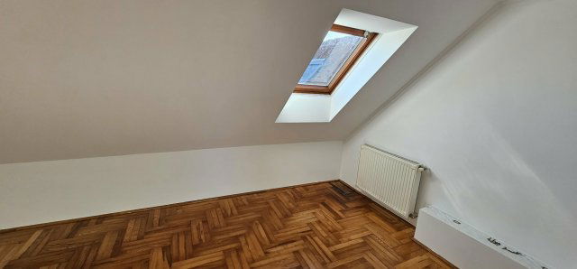 Eladó téglalakás, Sopronban 69.9 M Ft, 3 szobás