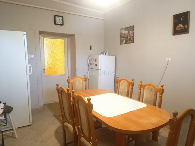 Eladó családi ház, Békéscsabán 39.9 M Ft, 4 szobás