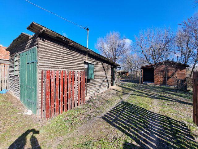 Eladó családi ház, Pilisen 7.5 M Ft, 1+2 szobás