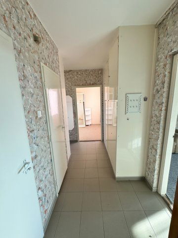 Eladó panellakás, Kecskeméten 33.9 M Ft, 2 szobás