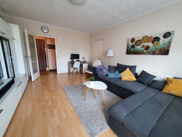 Eladó panellakás, Budapesten, XXI. kerületben 66.5 M Ft, 3 szobás