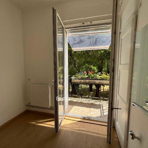 Eladó téglalakás, Budapesten, XIV. kerületben 74.8 M Ft