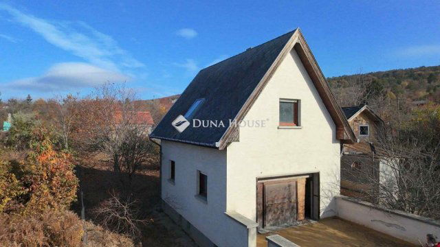 Eladó nyaraló, Biatorbágyon 25 M Ft, 3+1 szobás