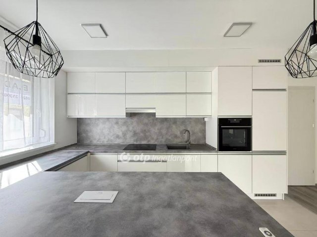 Eladó téglalakás, Budapesten, IX. kerületben 158 M Ft, 3 szobás