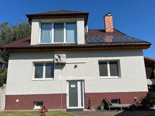 Eladó családi ház, Nyíregyházán 99 M Ft, 3+1 szobás