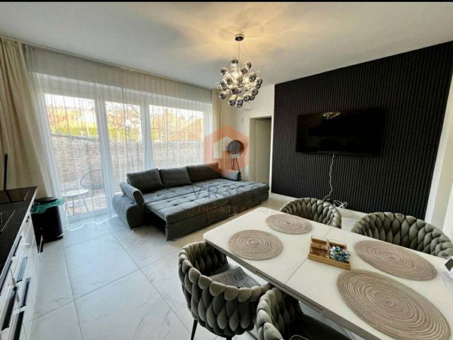 Kiadó téglalakás, albérlet, Pécsett 270 E Ft / hó, 2 szobás