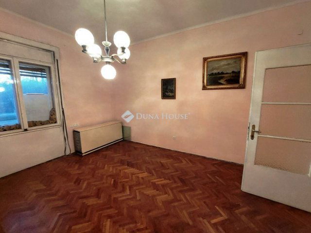 Eladó téglalakás, Sopronban 46.9 M Ft, 2 szobás