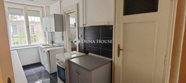 Eladó téglalakás, Budapesten, VII. kerületben 76.5 M Ft